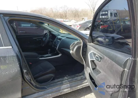 2013 Nissan Altima 2.5 S z USA, uszkodzony, nr VIN 1N4AL3APXDN526501